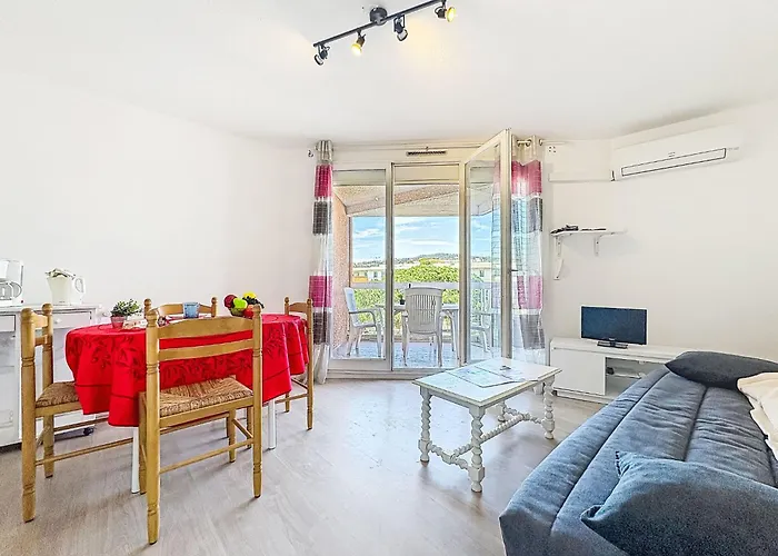 Le Francois-4 By Interhome *